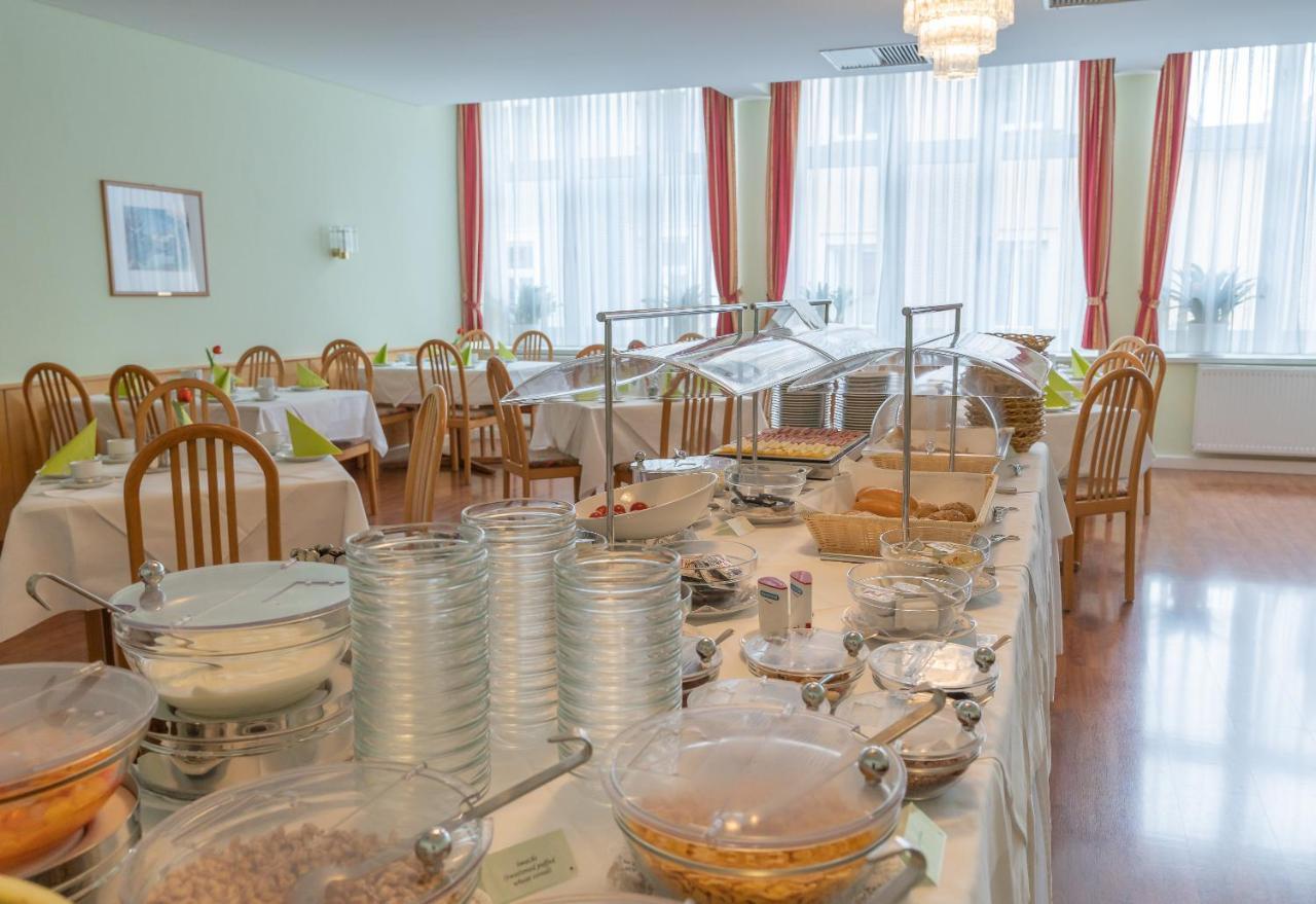 Hotel Kindler 2,0 Self-Check-In Леобен Екстериор снимка