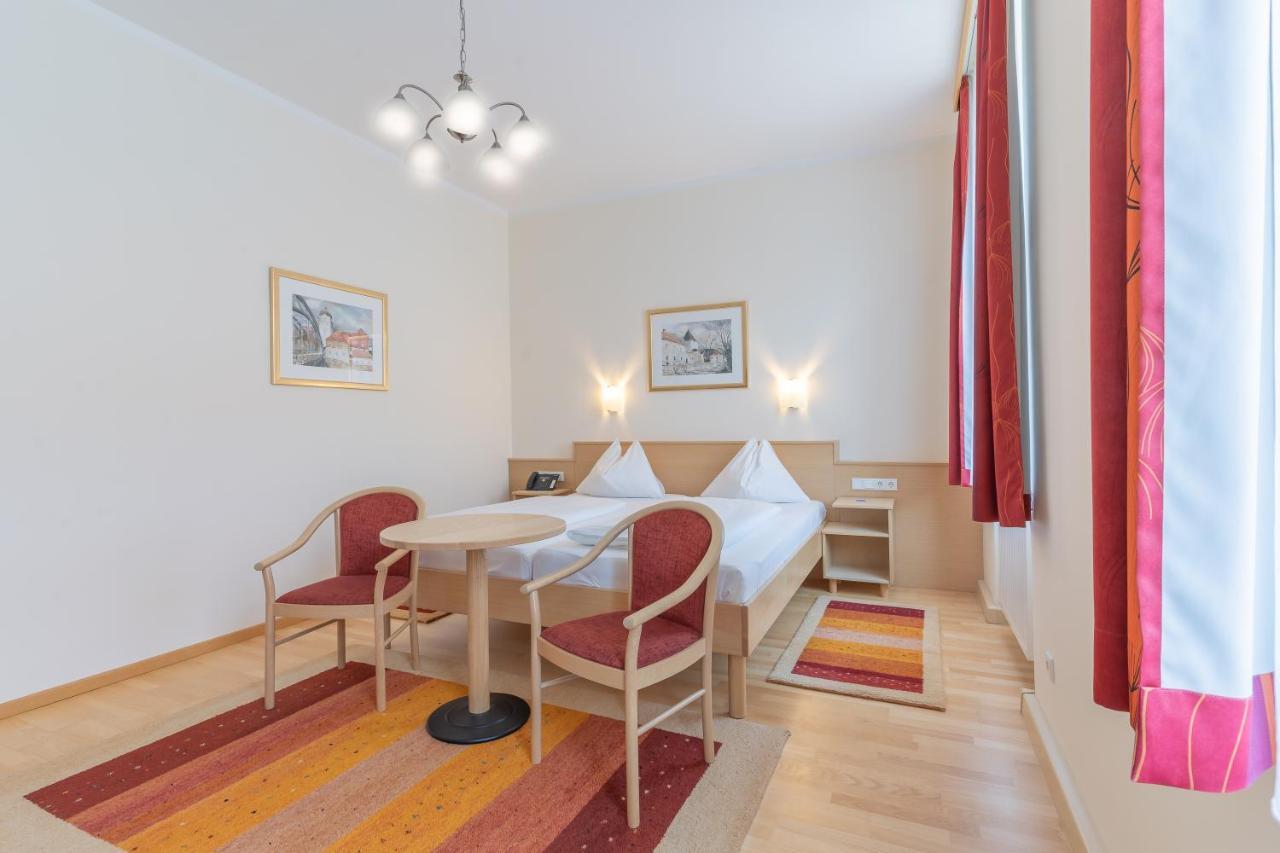 Hotel Kindler 2,0 Self-Check-In Леобен Екстериор снимка