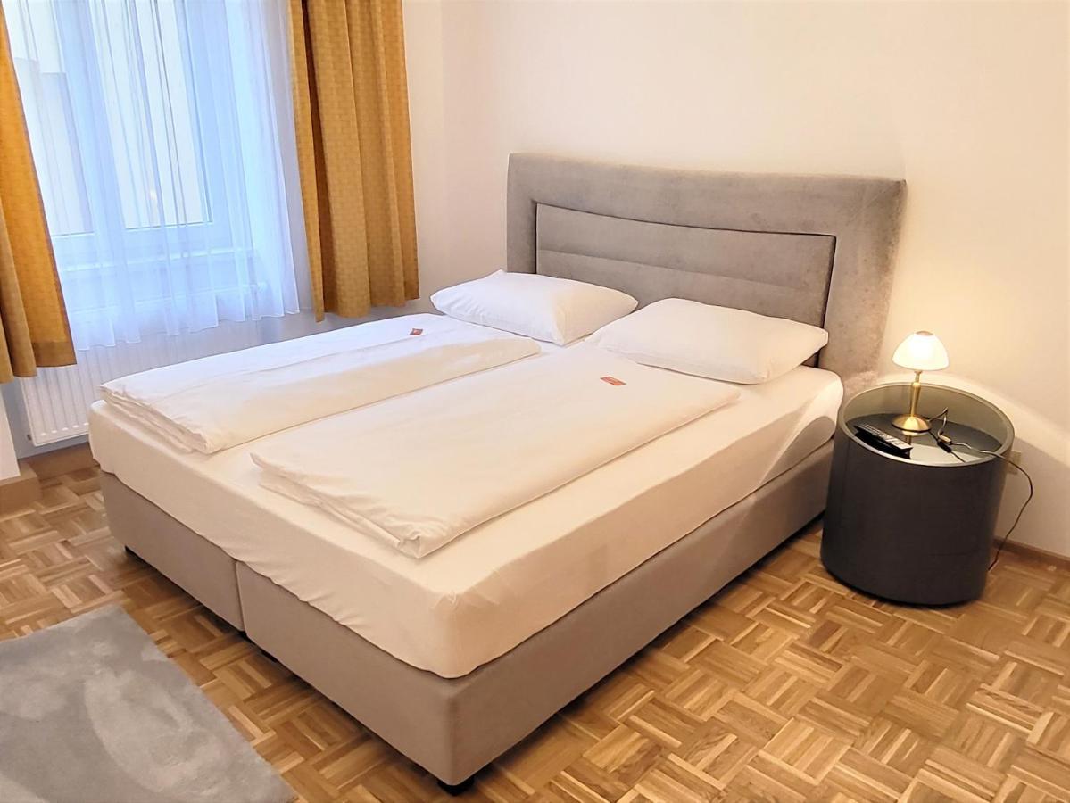 Hotel Kindler 2,0 Self-Check-In Леобен Екстериор снимка